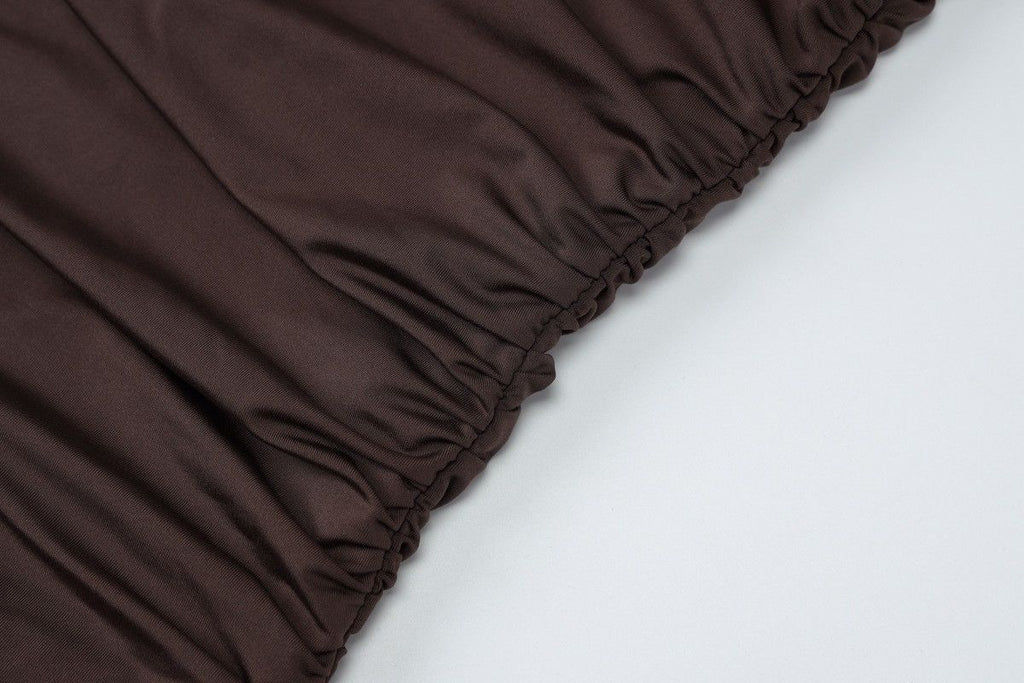 Robe Drapée Asymétrique Élégance